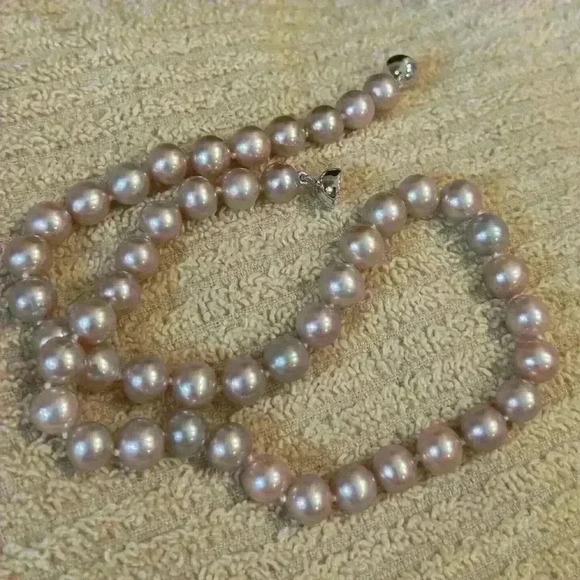 Pink Freshwater Pearl Necklace - Picture 1 of 4